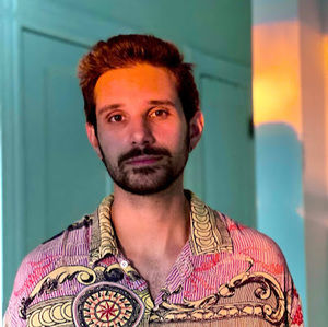 Meet your Posher, Christian